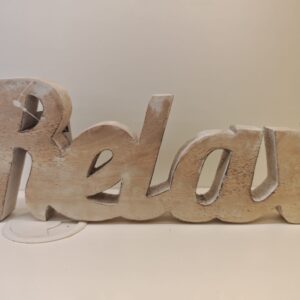 Holz-Schriftzug „relax“